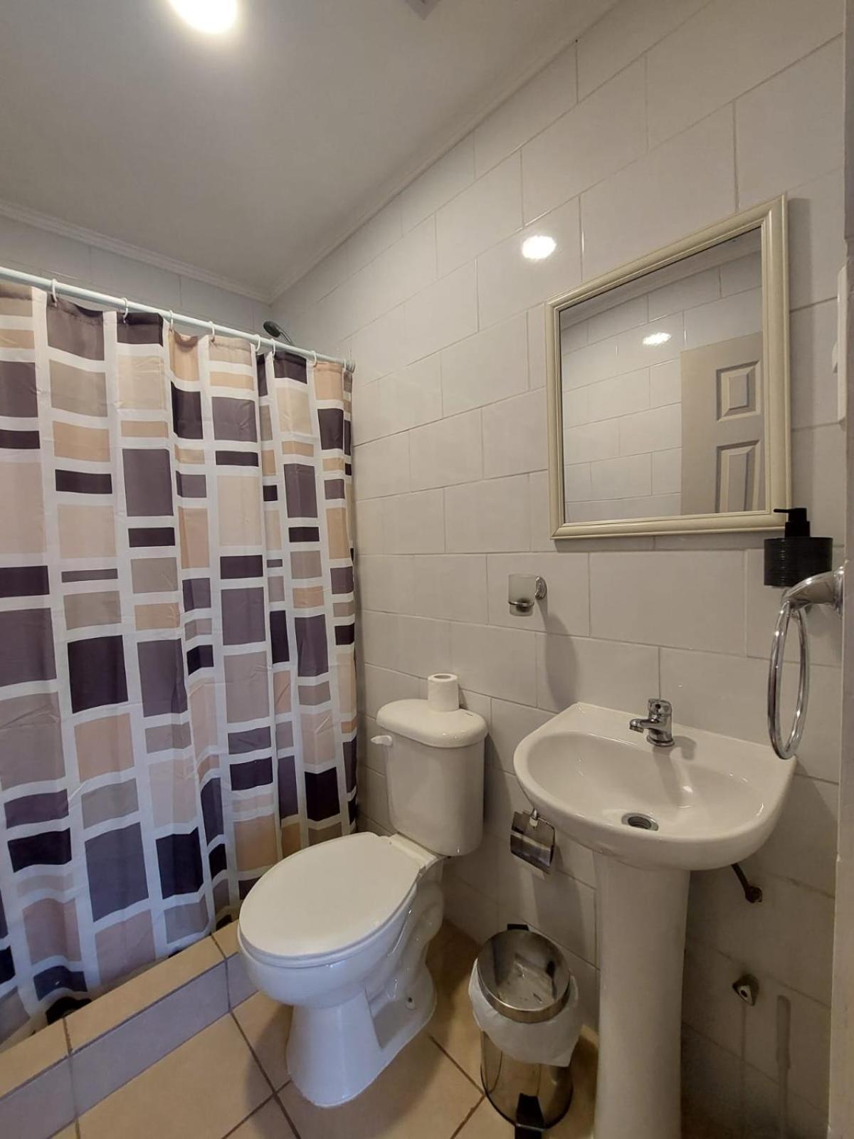 אנטופגסטה Hostal La Ruca מראה חיצוני תמונה